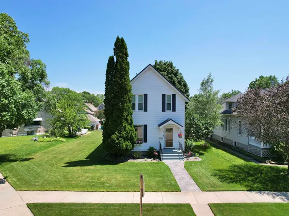 700 Jackson St, Marinette, WI 54143