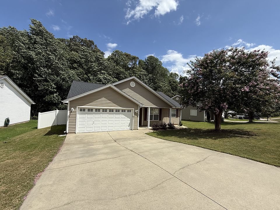 1st image of 502 Pleasant Green Dr