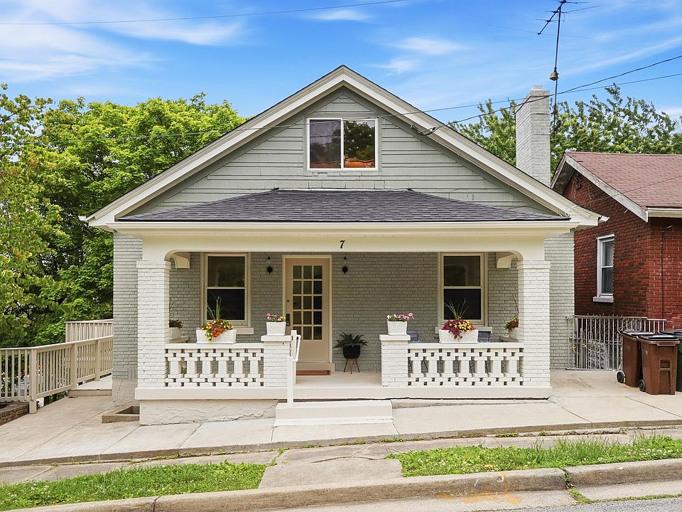 1st image of 7 Parkview Ave