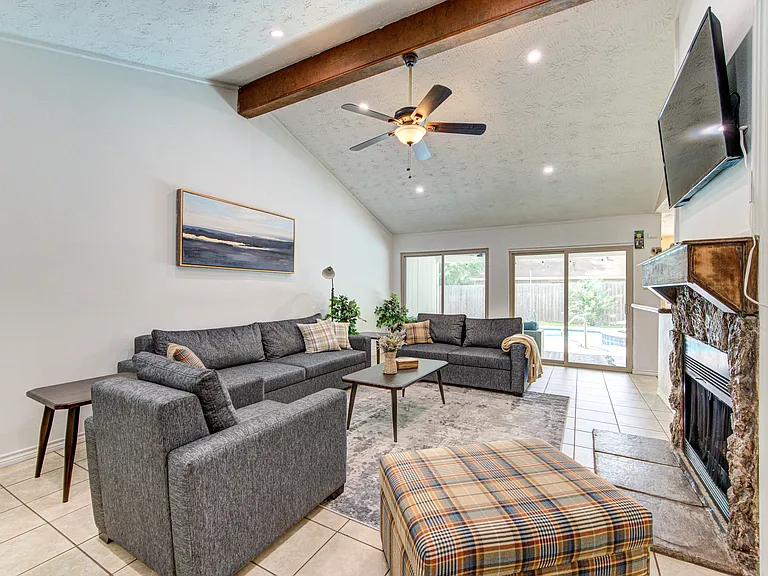 9126 Benwick Dr — Photo 15