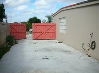 2060 Service Rd, Opa Locka, FL 33054