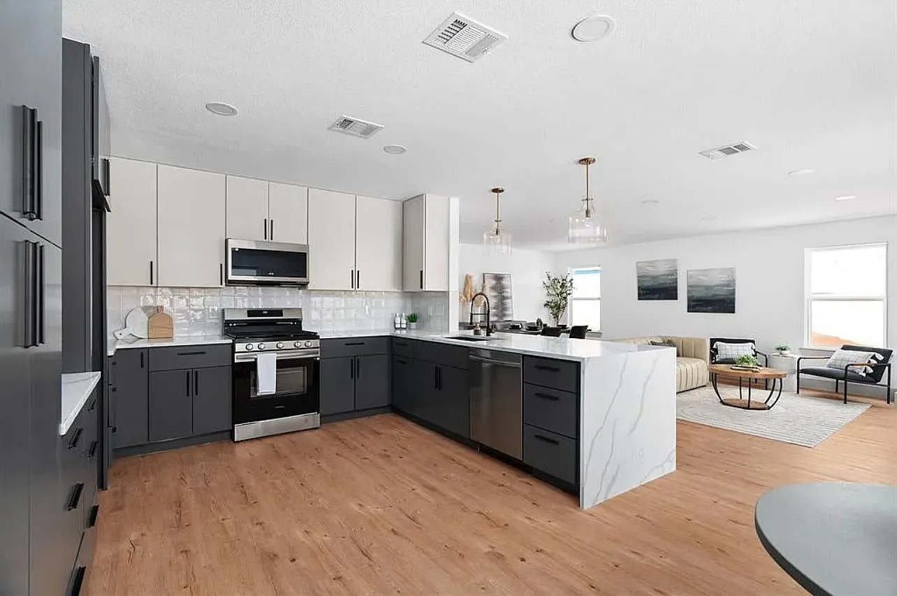 3 bed, 1523 sqft, $3,499 — Photo 1