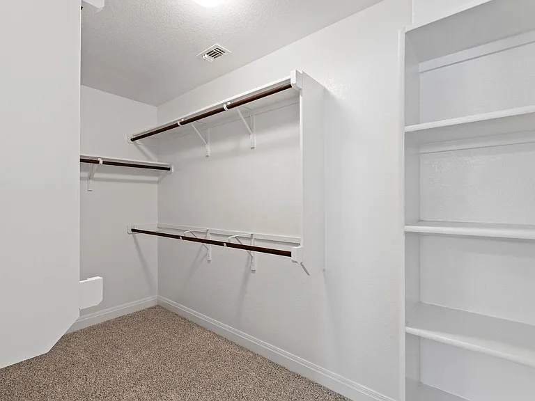 14011 Hedera Dr — Photo 16