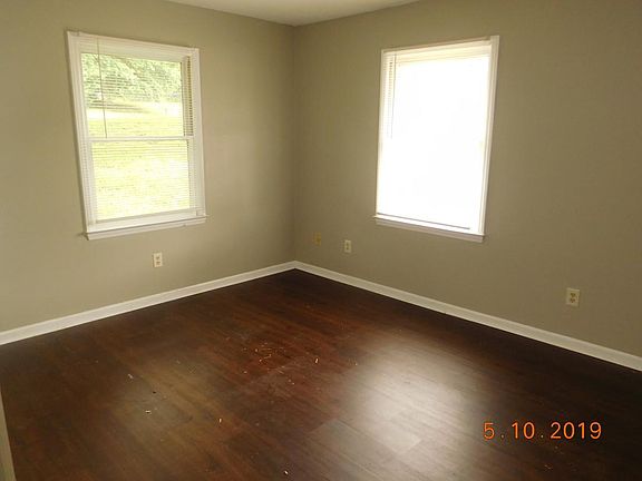 5th image of 225 Welch Ave #A