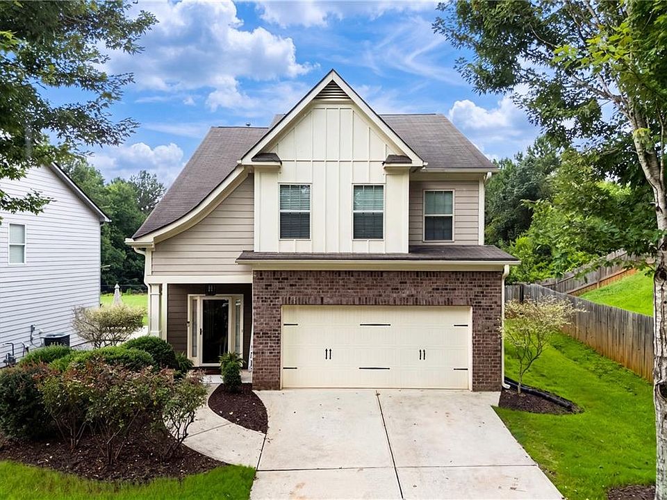 1st image of 152 Palisades Dr