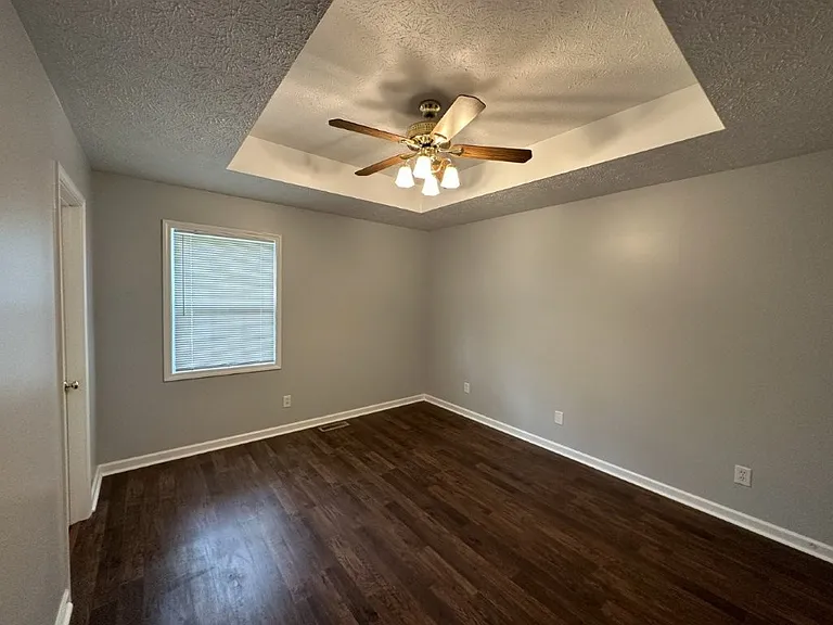 108 Roberts Dr — Photo 11
