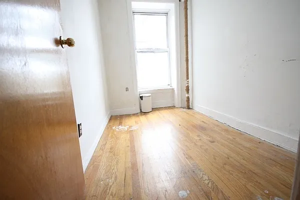 Rented by Rental Solutions Inc | media 5