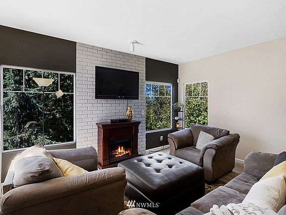 5th image of 4702 Mill Pond Dr SE APT 113