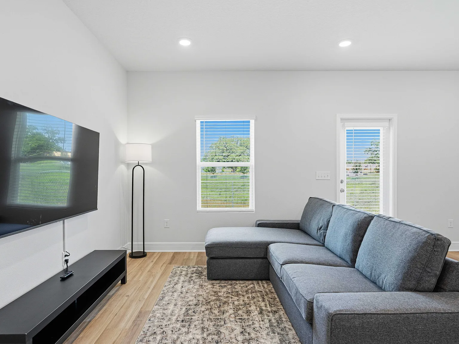 3 bed, 1537 sqft, $850 — Photo 3