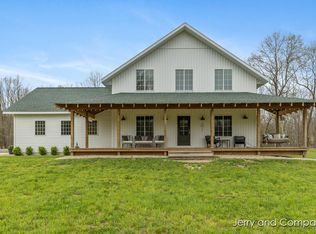 3670 Hunters Creek Dr, Hamilton, MI 49419