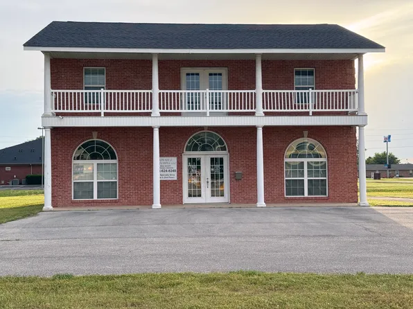 715 Speciality Dr, Dexter, MO 63841