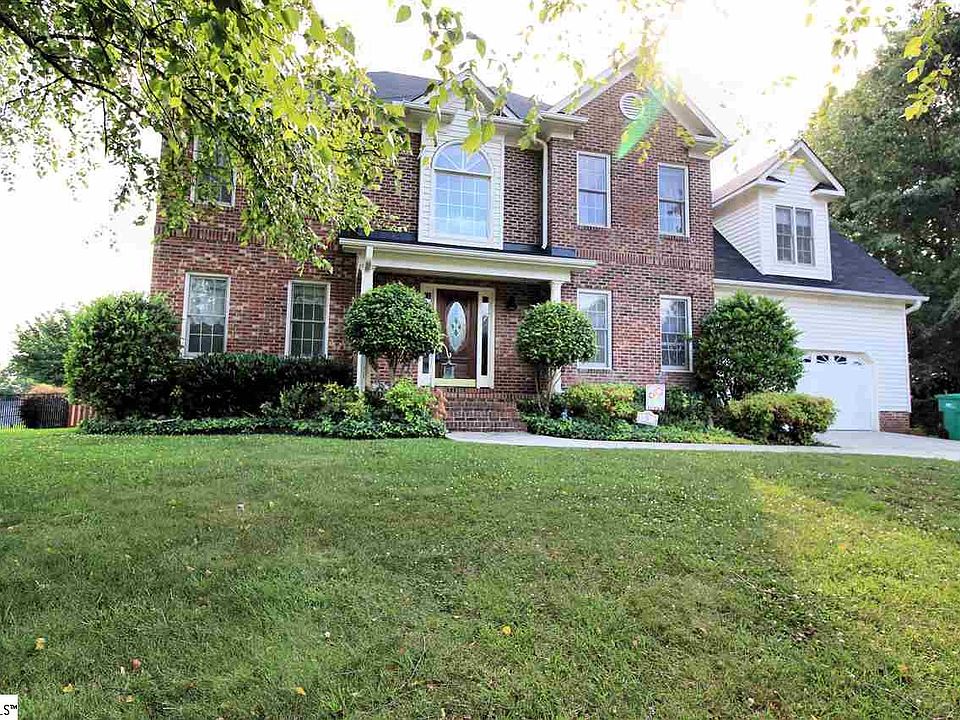 2nd image of 5 Grove Park Ct