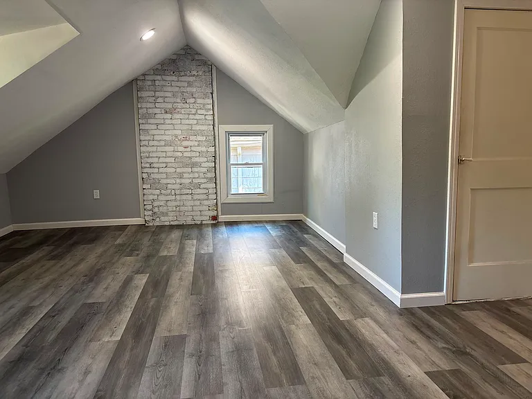 5439 Paseo Blvd — Photo 8