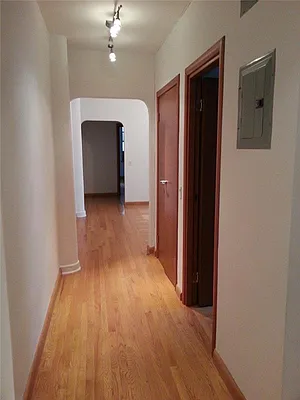 Rented by AJ Clarke | media 34