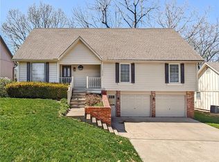 10560 Noland Rd, Overland Park, KS 66215