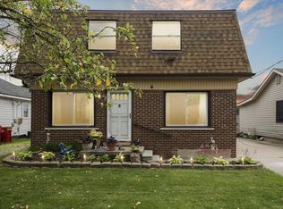 37820 Maplehill St, Harrison Township, MI