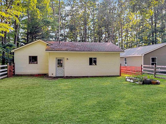 3rd image of 2599 Pleasant Lake Shore Dr