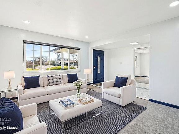 3rd image of 10745 Pedro Way