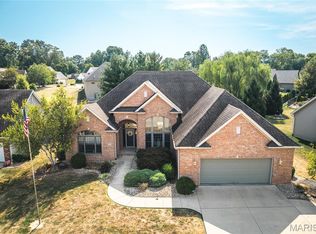 1717 Aster Ln, Godfrey, IL 62035