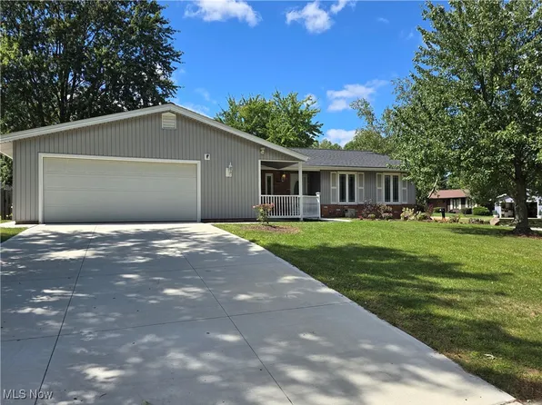 7664 Gerald Dr, Middleburg Heights, OH 44130