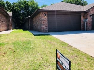 328 Chalk Hill Ct, Edmond, OK 73003