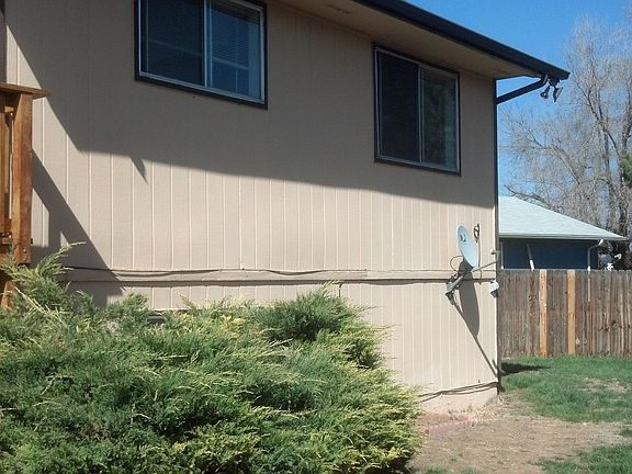 2nd image of 11 & 13 Newby Pl #11