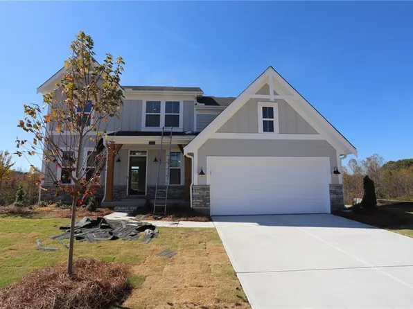165 Kerr Dr, Hoschton, GA 30548