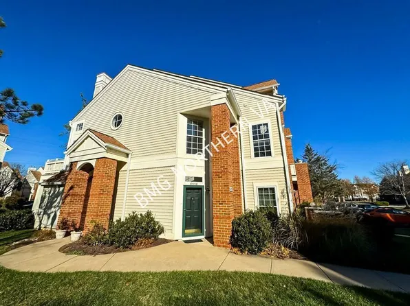 6956 Ellingham Cir #99, Alexandria, VA 22315