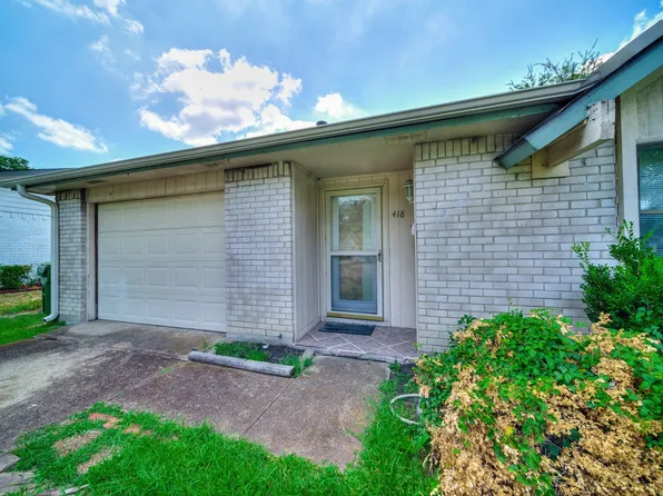 418 Clover Ln, Garland, TX 75043