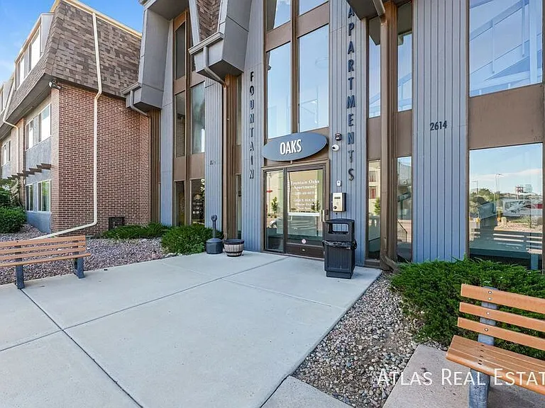 2610/2614 E Fountain Boulevard — Photo 18