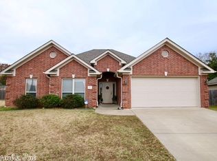 2811 Ella Ct, Bryant, AR 72022