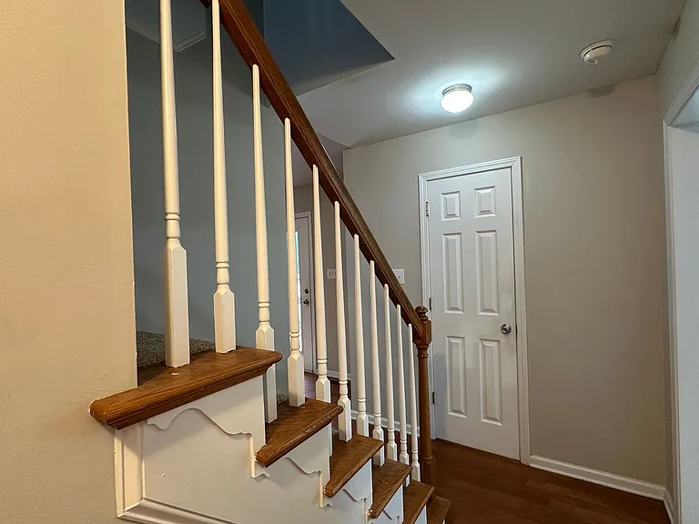 3679 Pioneer Dr — Photo 10