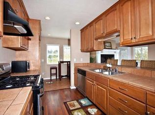 1225 Holly St, Oceanside, CA 92058