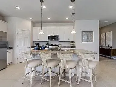 1658 Blue Lagoon Cir — Photo 3