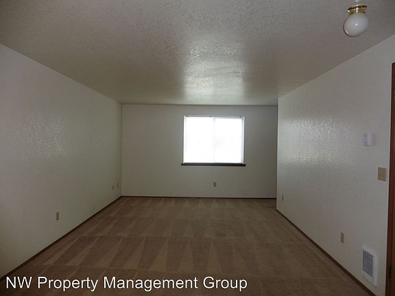 4th image of 9720 272nd Pl NW APT B