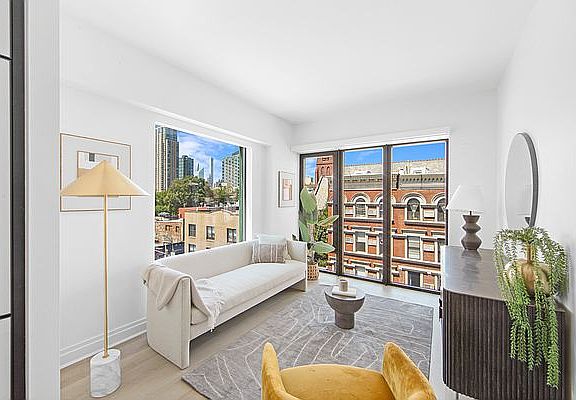 3rd image of 10-25 Jackson Ave Penthouse A