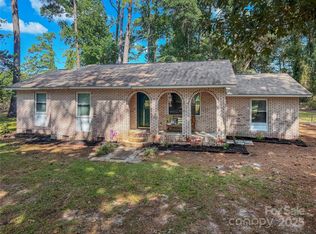 6058 Bethel Rd SE, Southport, NC 28461
