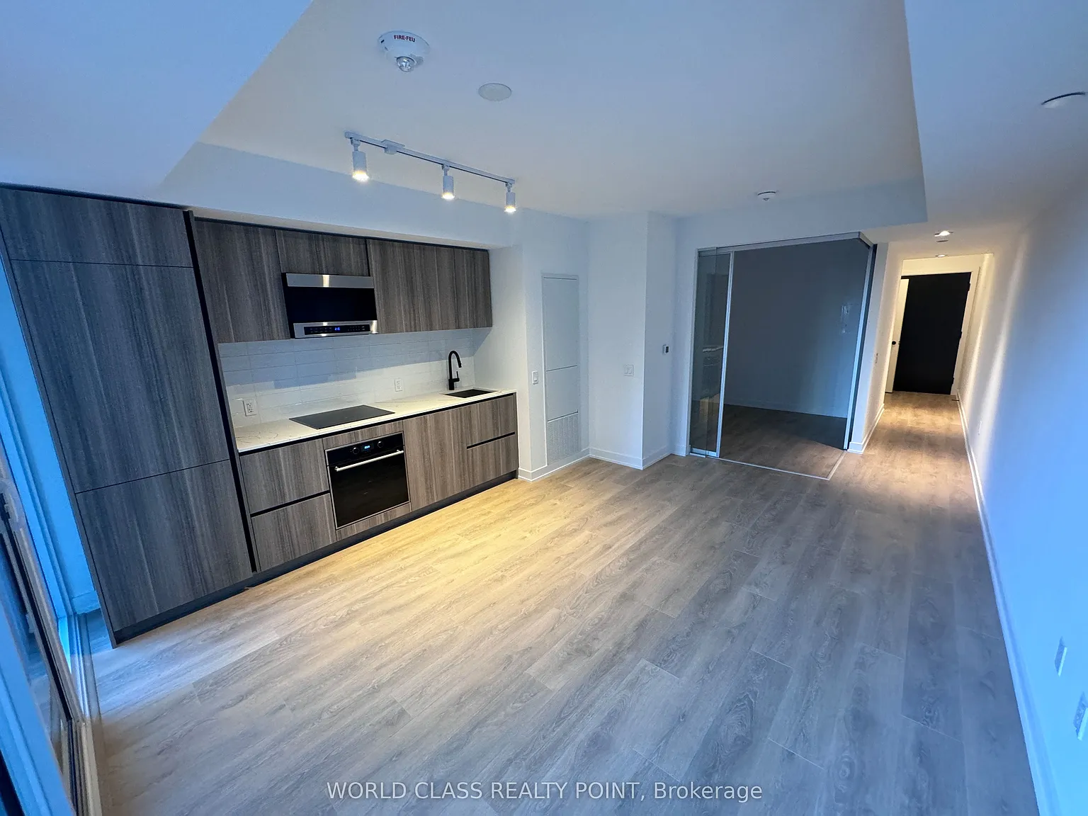1 bed, $2,200 — Photo 2