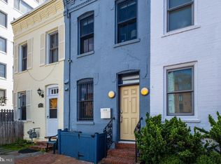 919 Hughes Mews NW, Washington, DC