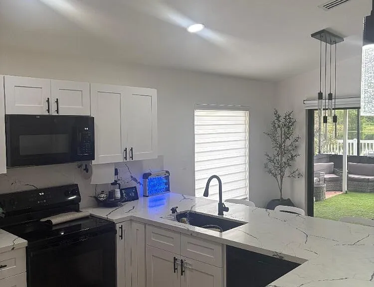 8520 Tourmaline Blvd — Photo 4