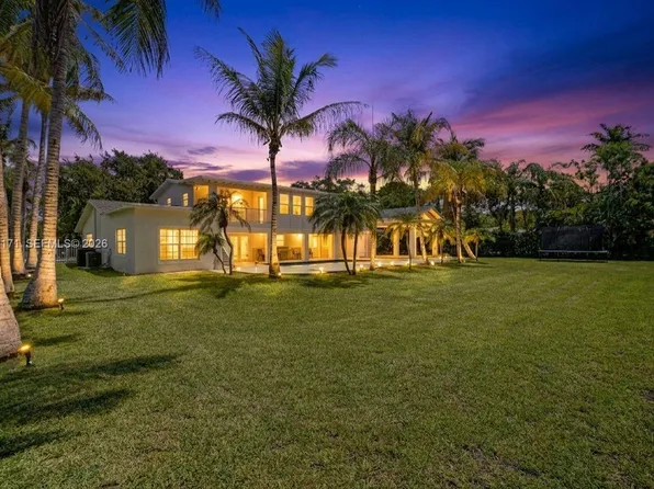8320 SW 161st St, Palmetto Bay, FL 33157