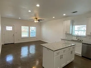 104 E Forest Ave — Photo 10