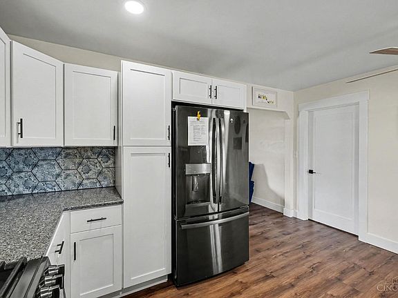 5th image of 1349 Lela Ln