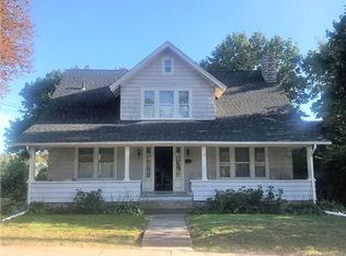 7 Buena Vista Rd, Branford, CT 06405