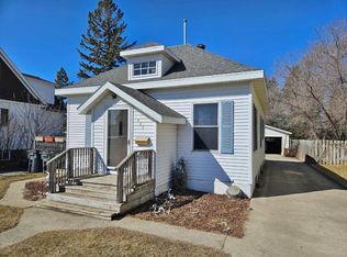 428 S Main Ave, Rugby, ND 58368