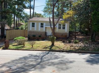 5 Westgate Cir, Newnan, GA 30263
