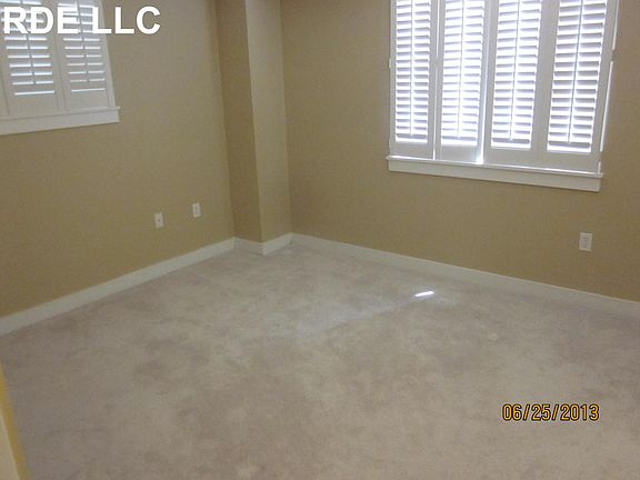 2nd image of 388 Franklin St #2E