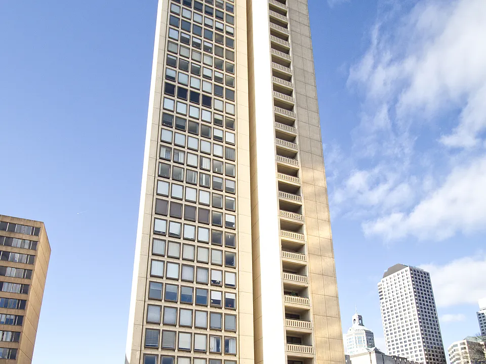 1 Gold St #7E