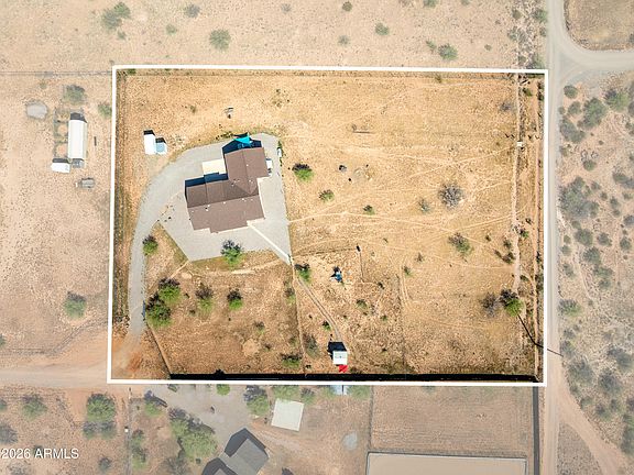 2nd image of 2771 S COUNTRY HILL Road