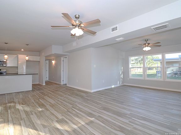 2nd image of 726 Santa Clara Dr